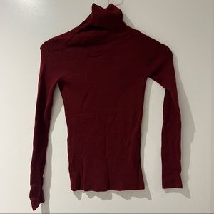 Uniqlo merino ribbed turtle neck